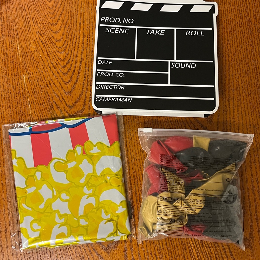Movie, Hollywood Party Balloons and Clapboard NEW